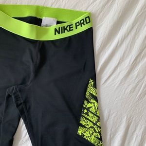 Nike Leggings 3/4 Length